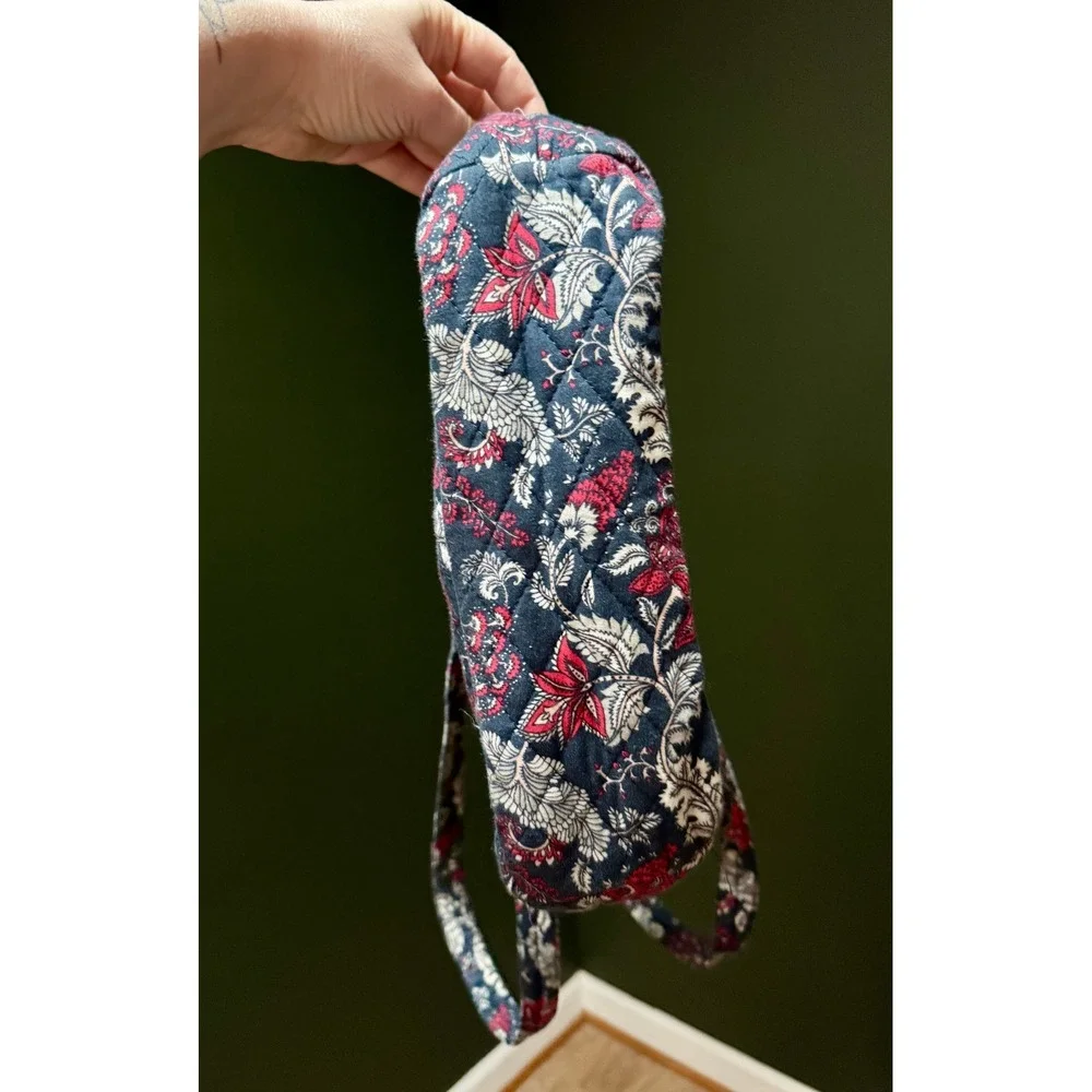 Quilted Floral Tote Bag Red Navy Blue White Zippered‎ Top Pockets